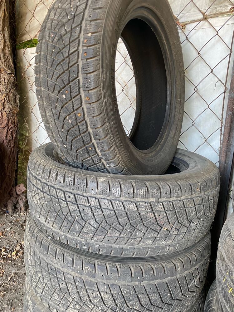 Резина 225/60/R17