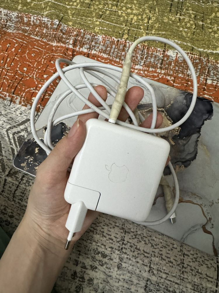Macbook 13 экран