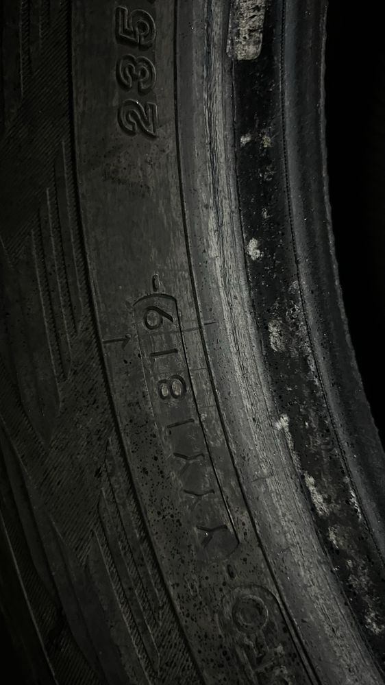 Зимние шины Yokohama iceGuard G075 235/55 R19 | 3 штуки