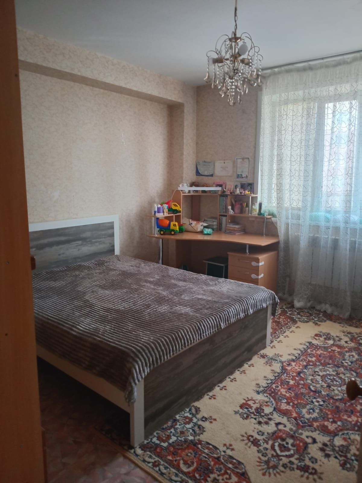 Продам 3-комнатную квартиру. Район Сарыарка.