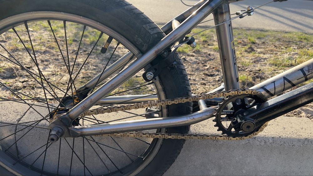 Трюковой велосипед bmx с документами! Срочно