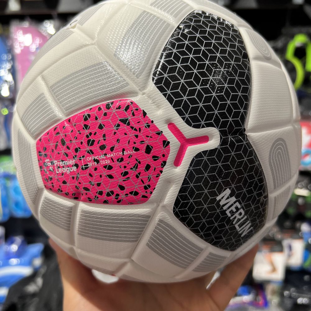 Футбольный мяч Nike Strike и Nike Merlin 5ка 5 размер