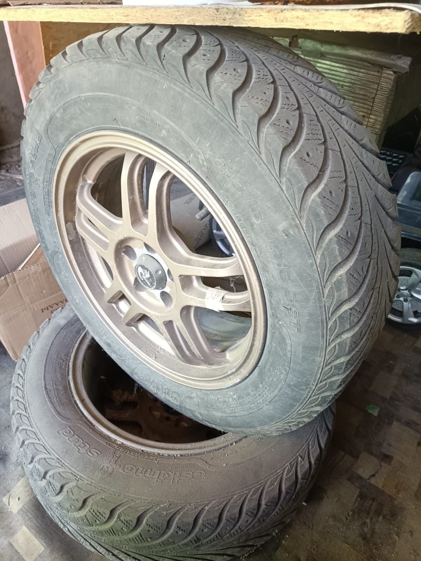 Продам диски с резиной