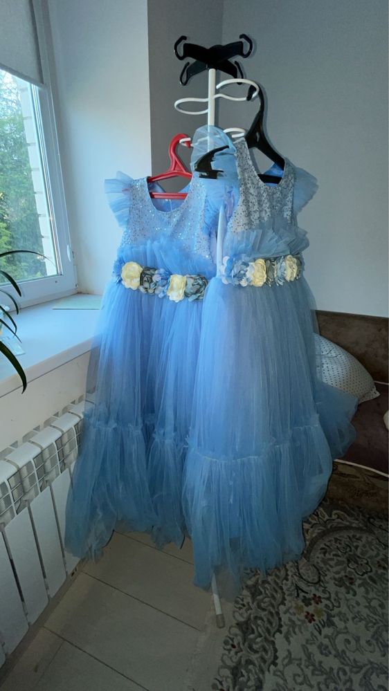 Продам красивые платья!