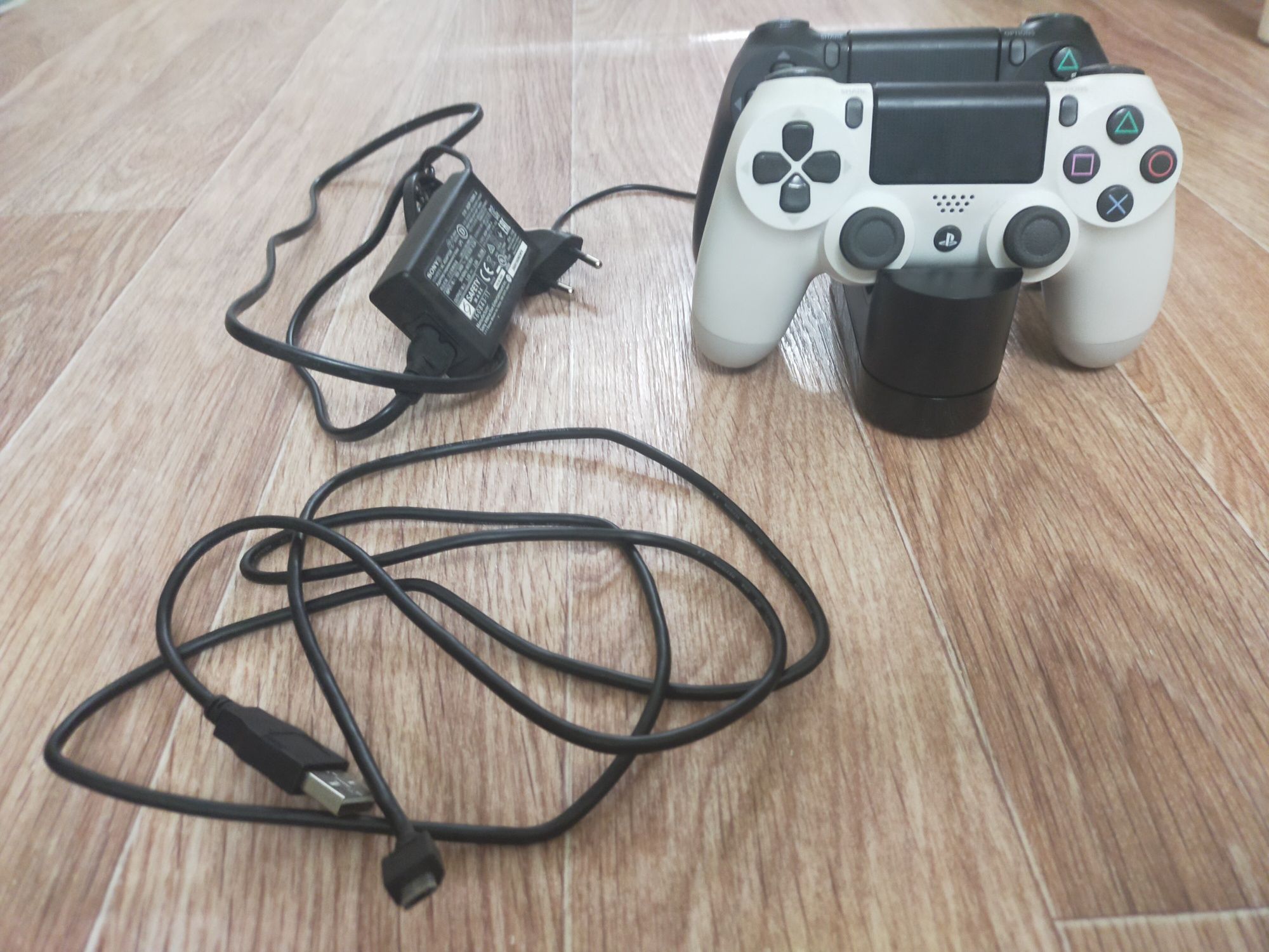 Игровая приставка Sony PlayStation 4 slim 1 TB Black F (OM4)