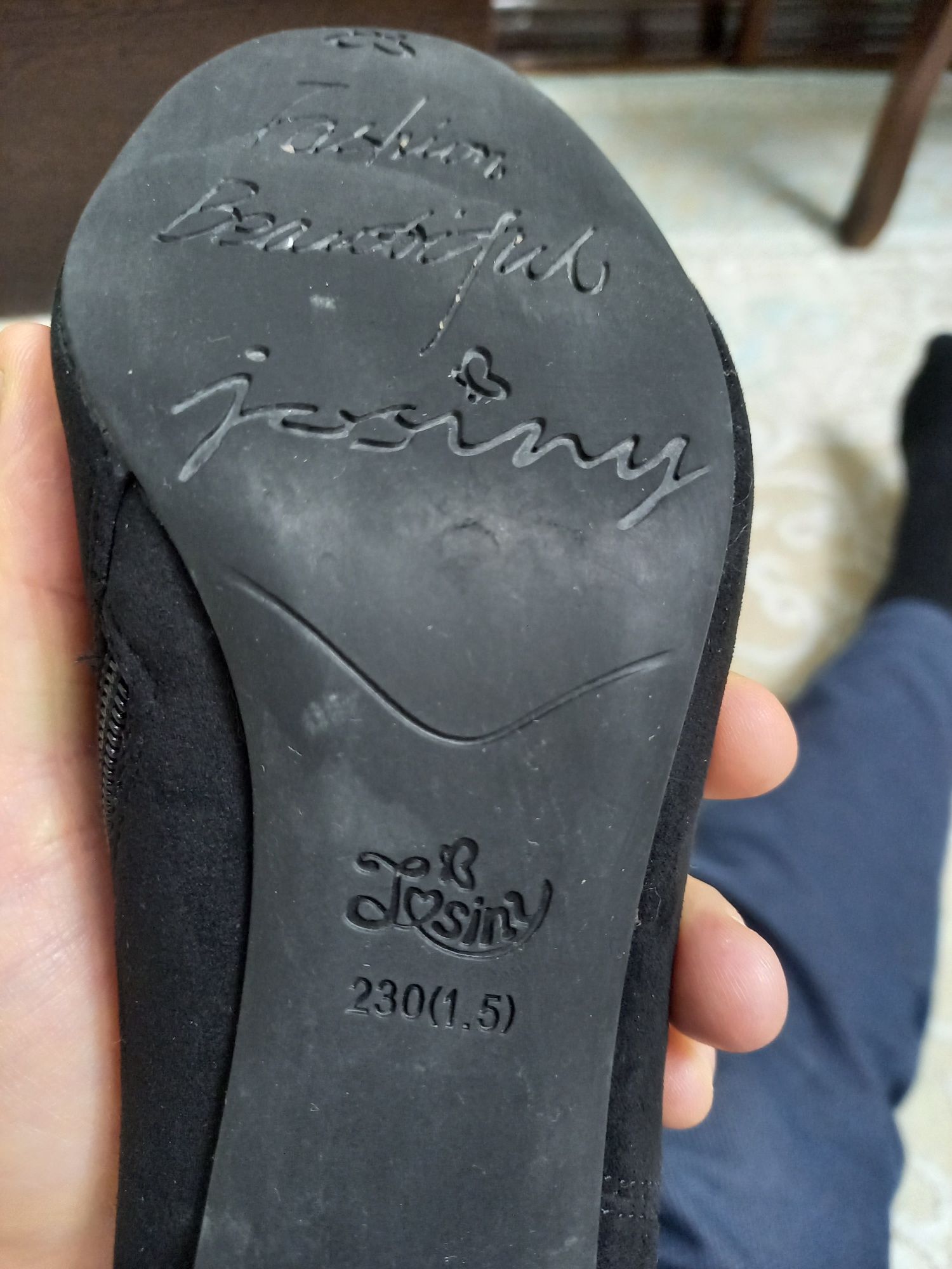 Продаю полусапожки