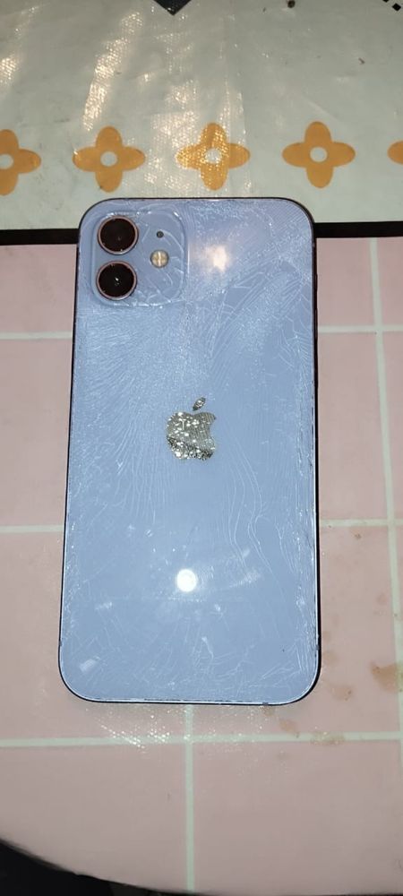 Iphone 12 purple 128/4,предлагайте обмены