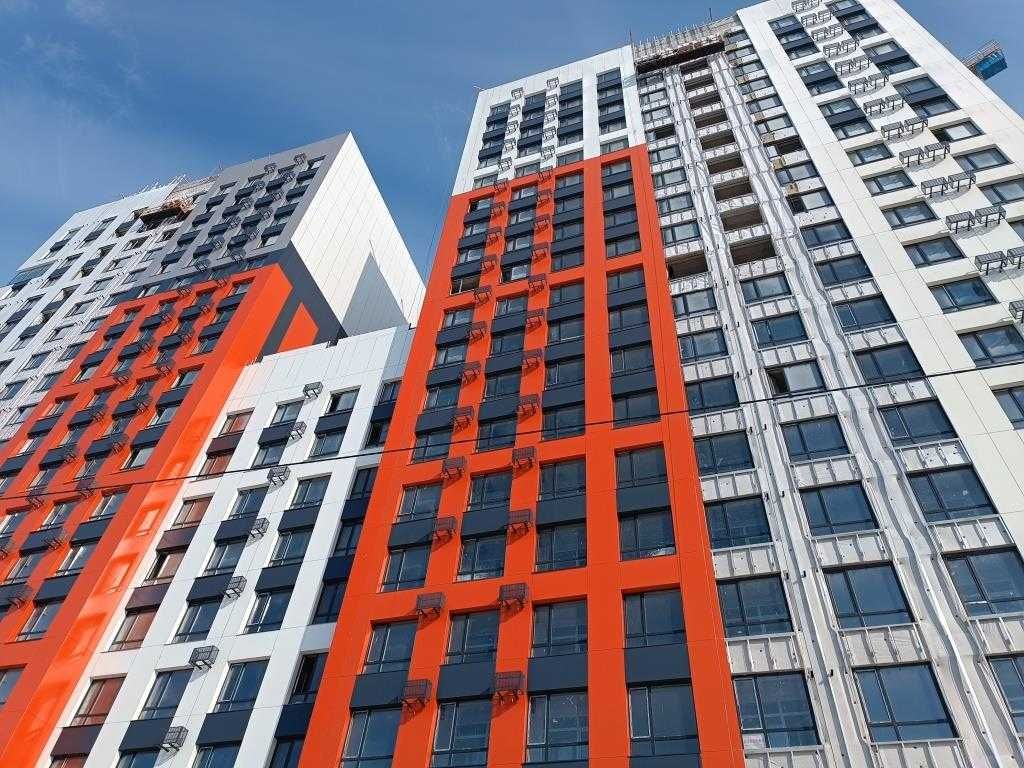 Продажа новой 4-к квартиры в центре с шикарными видами на город и реку
