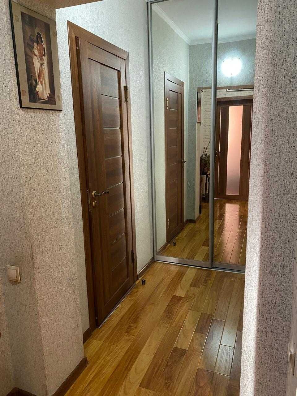 Продам двух-комнатную квартиру в ЖК "Навои", торг уместен.