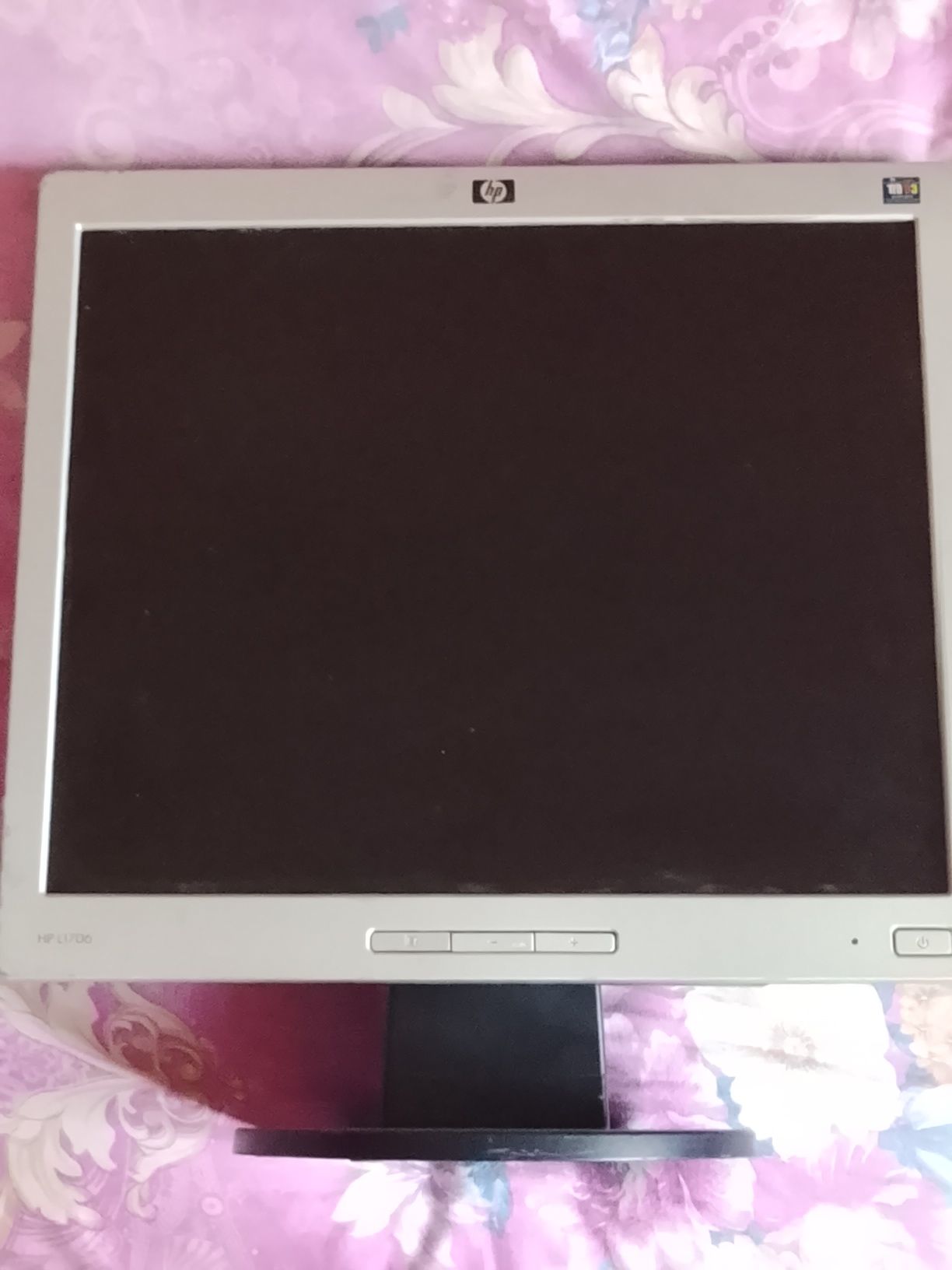 Продам жк монитор Hp 17"