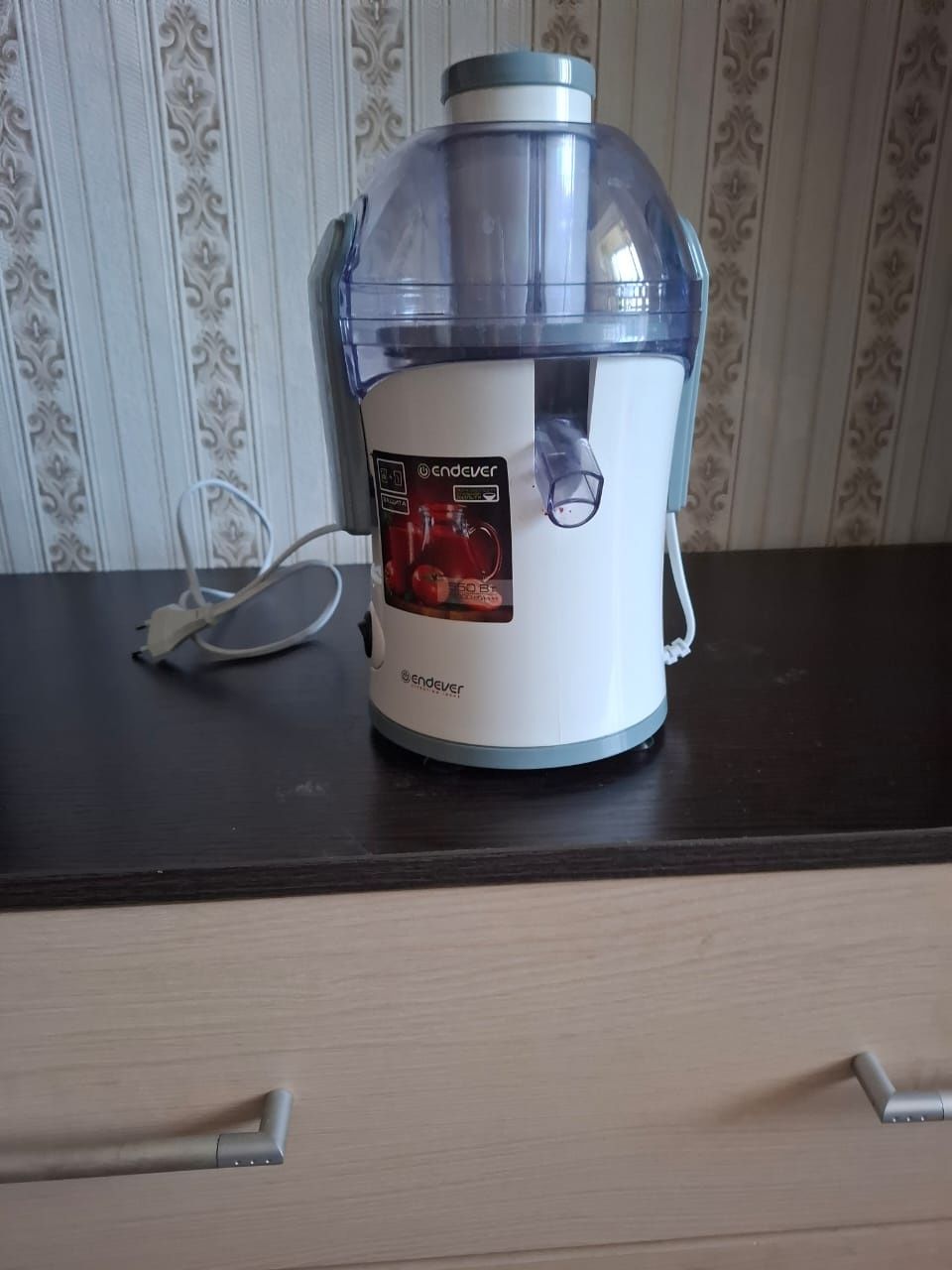 Продам соковыжималку.