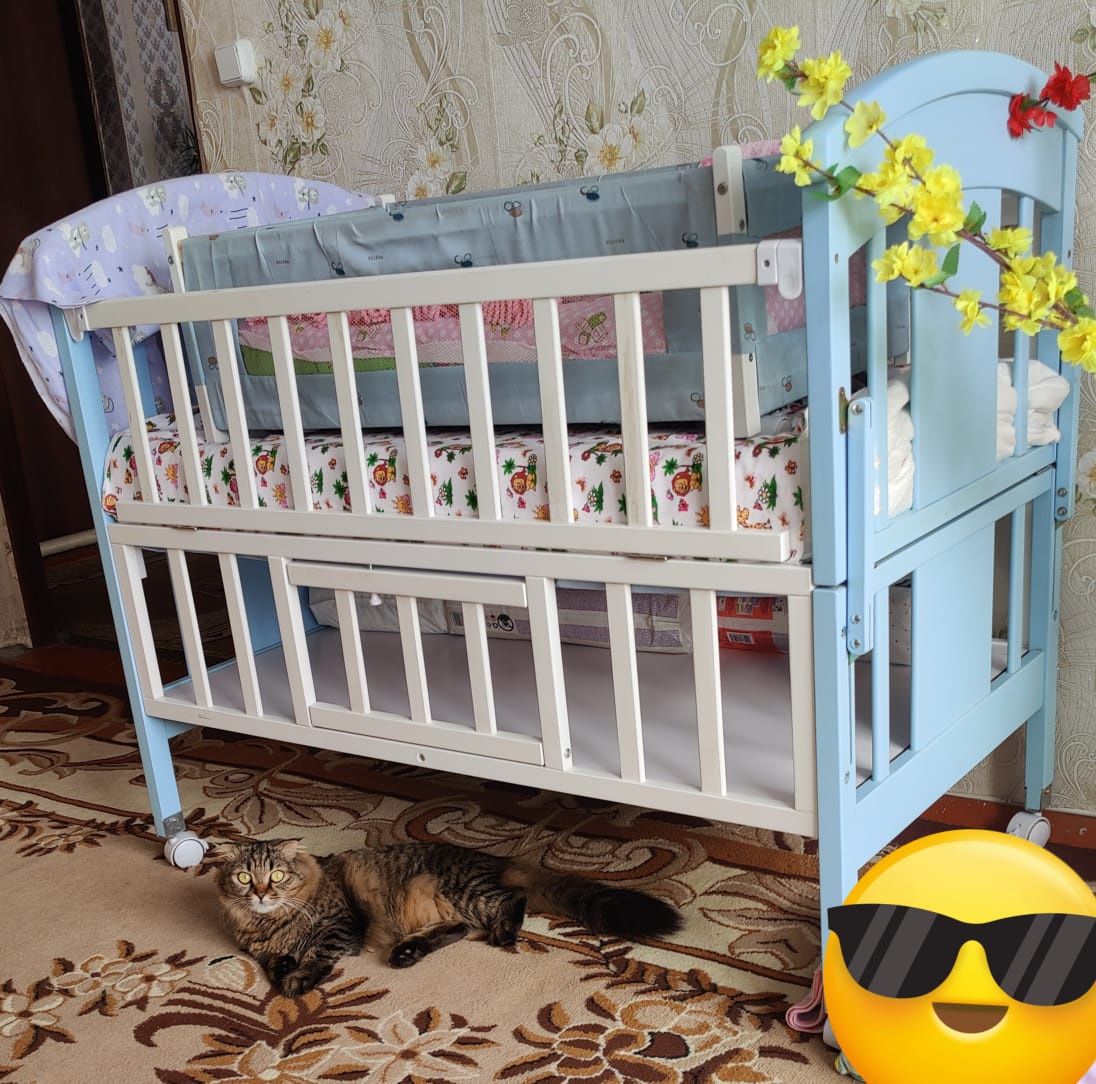 Продам манеж в отличном состоянии