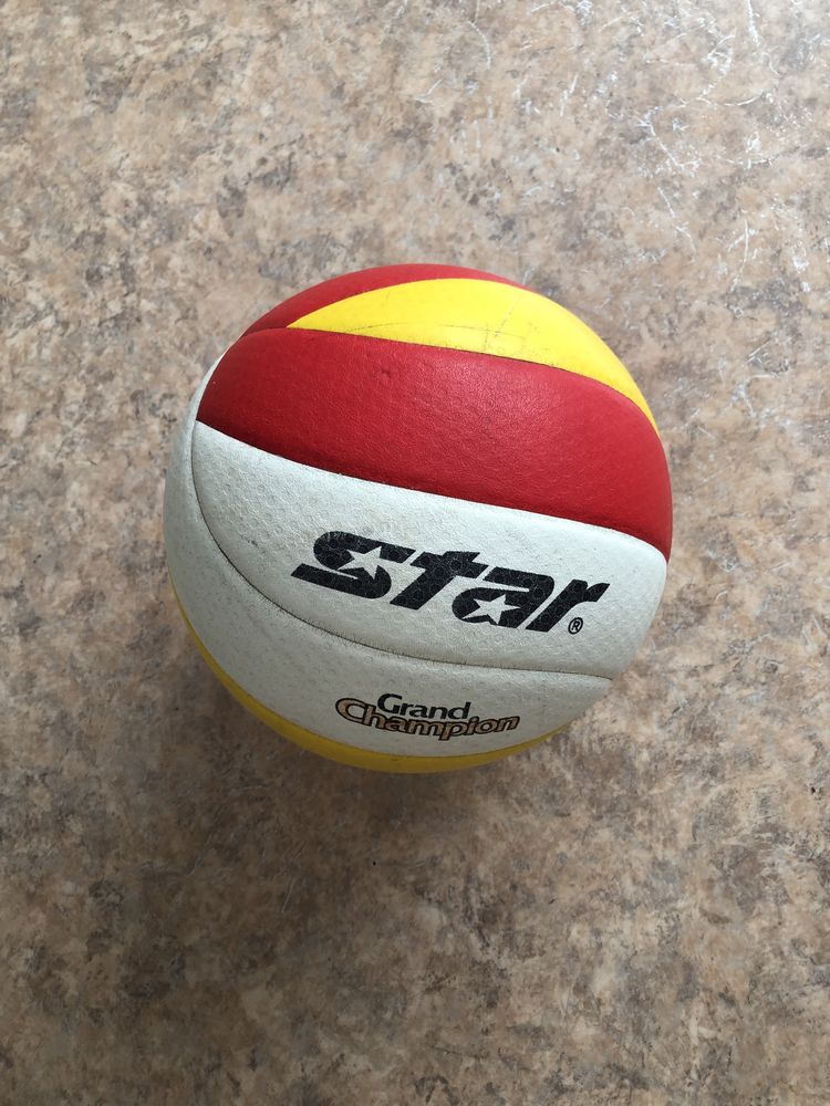 Волейбольный мяч STAR Grand Champion 2 - FIVB Approved