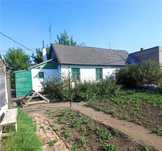 Продаю 4х комн. дом, 6 соток, с огородом, ул. Коммунальная.