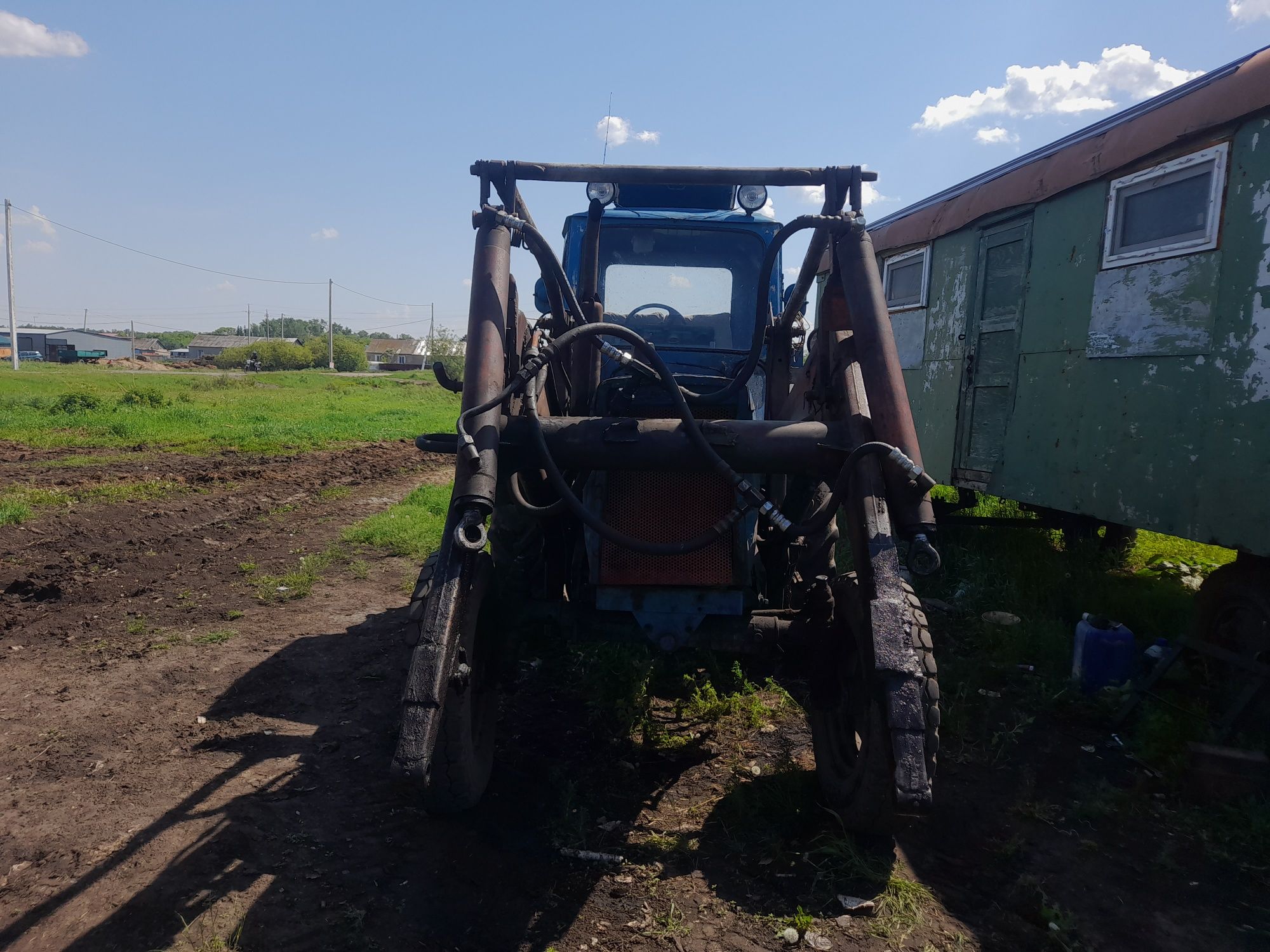 Продам трактор мтз 80