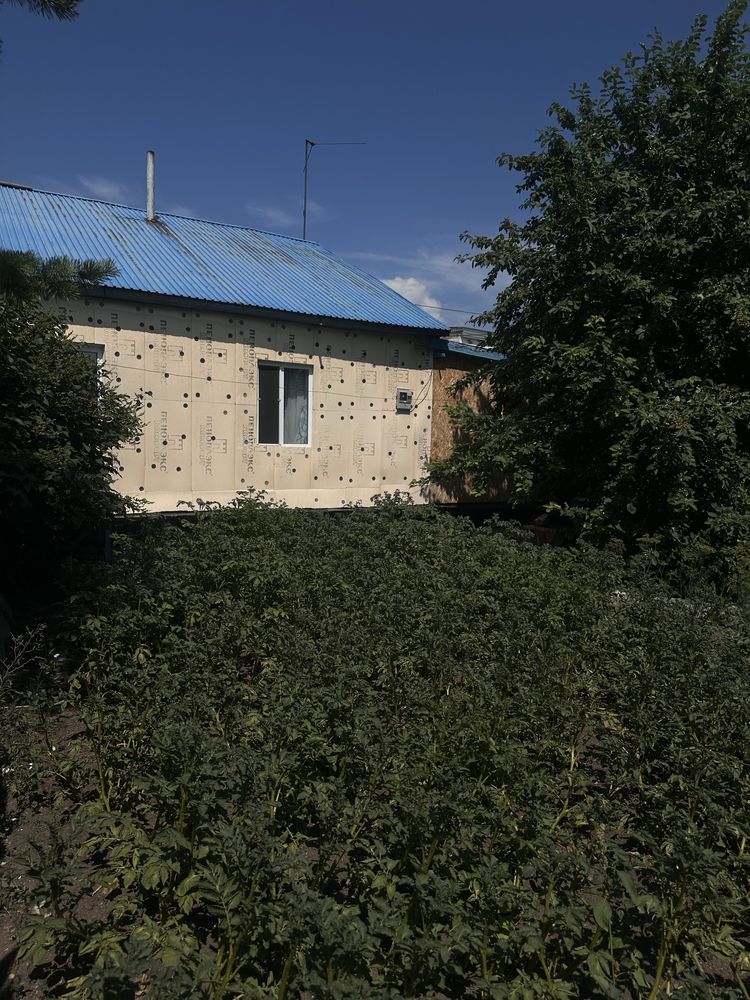Благоустроенный двухкомнатный дом