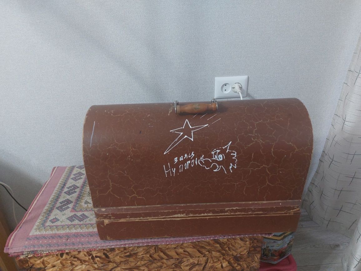 Продам швейную машинку, б/у