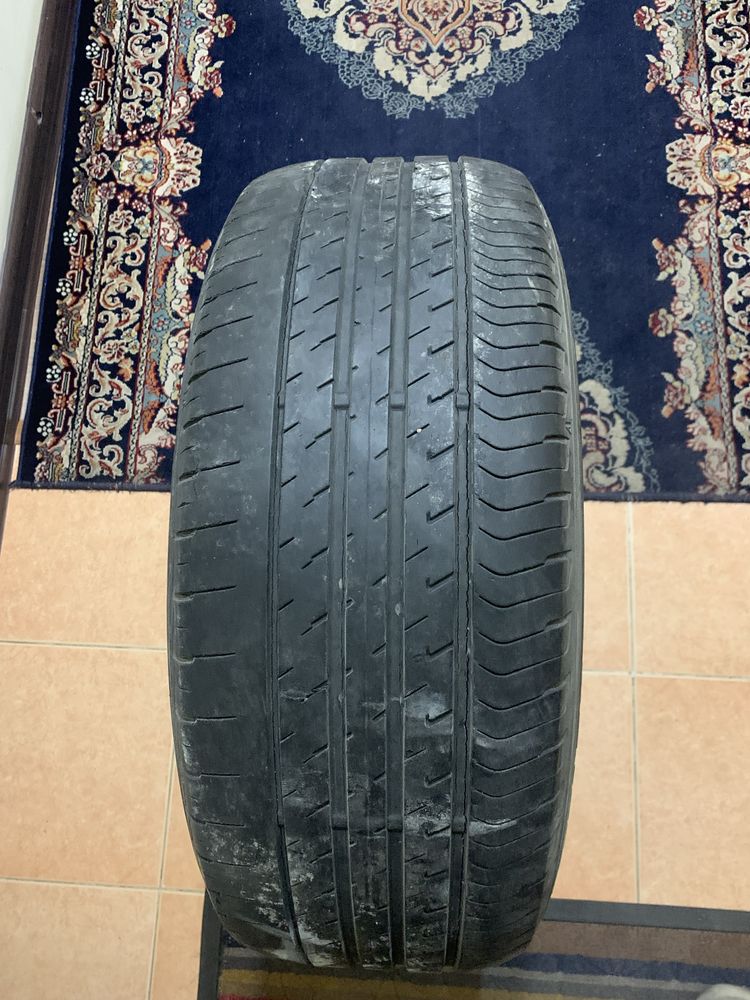 Продам шину один штук 235/60/16