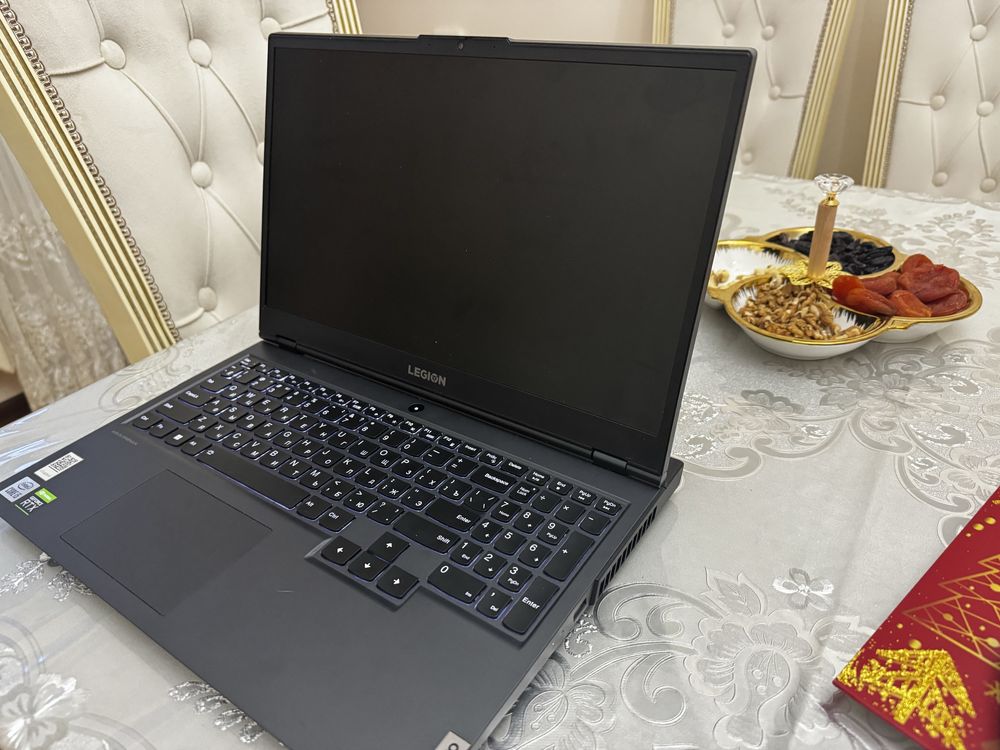 Продам ноутбук Lenovo Legion 5