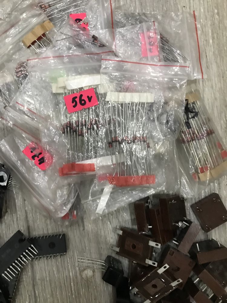 Продам импортные микросхемы