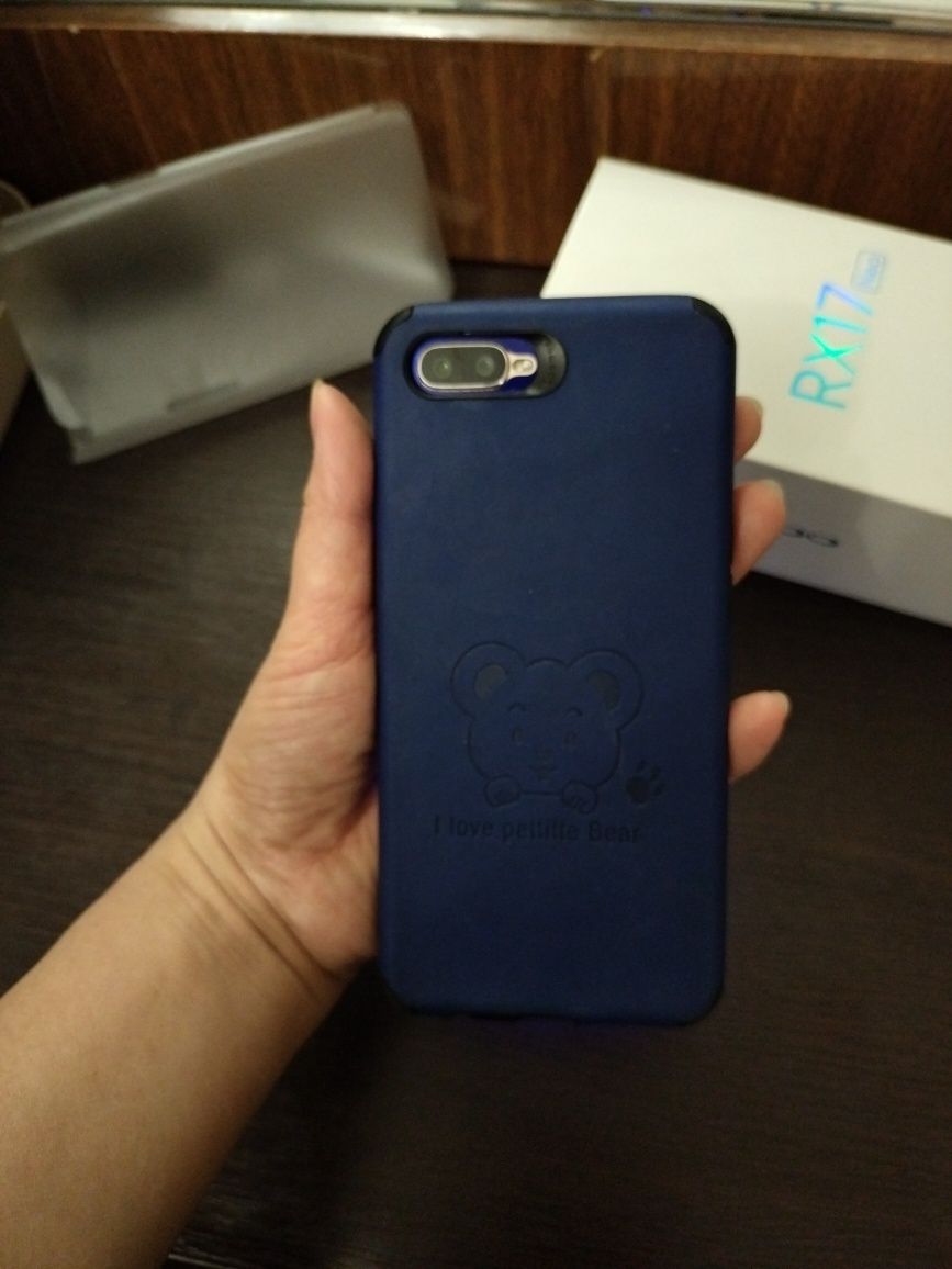 Б/у смартфон,с высокой скоростью Oppo RX 17 Neo