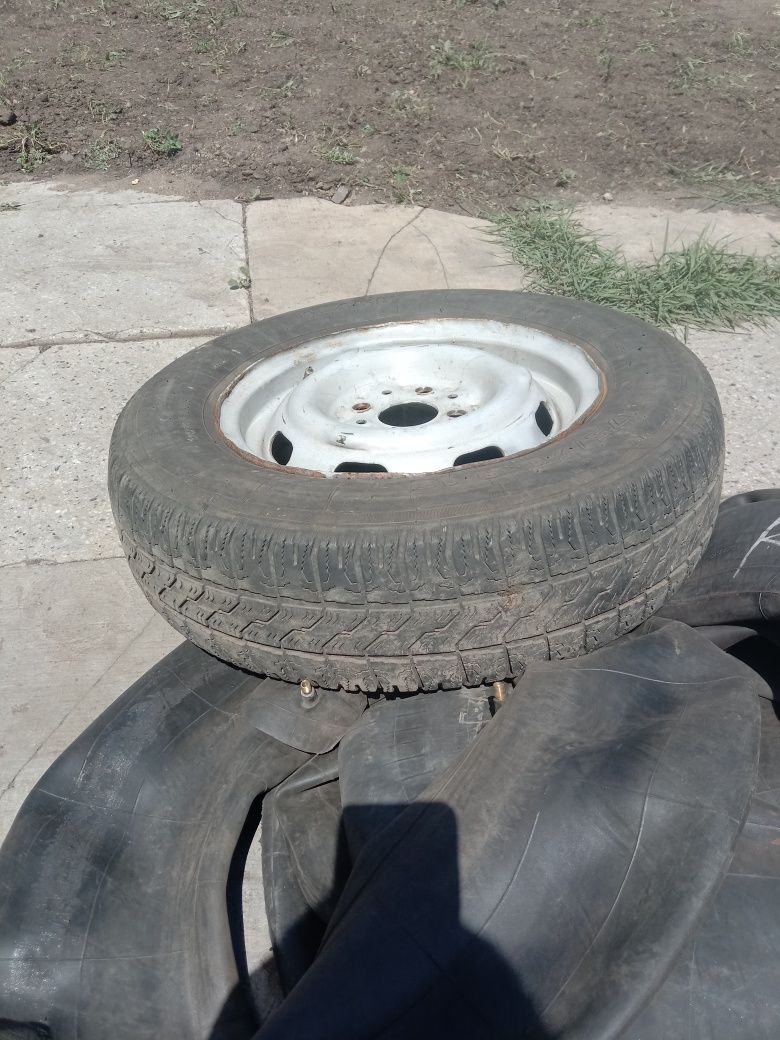Продам камеры на 13 бу