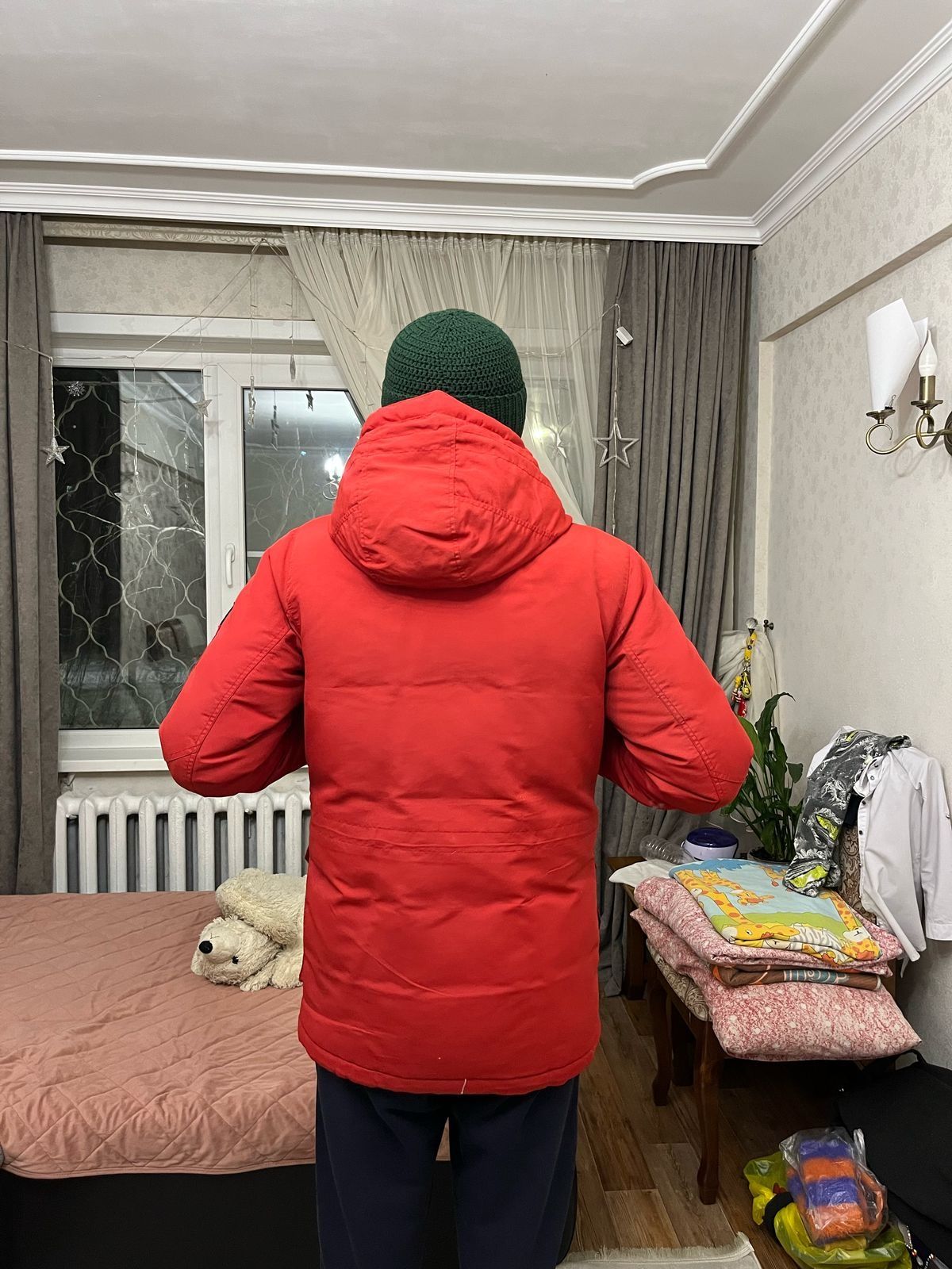 Продам мужскую зимнюю куртку 48р