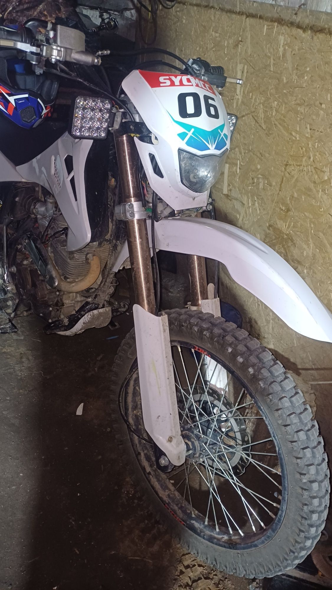 Продается Индуро. 250 куб