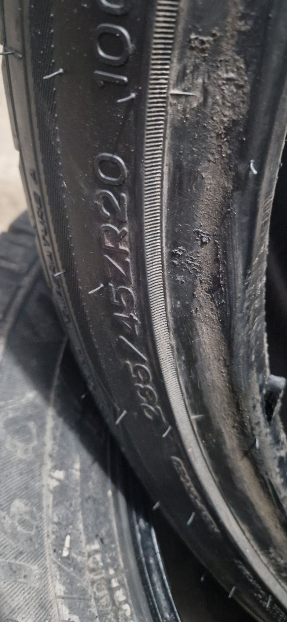 Продам комплект шин Nankang 235 45  r20