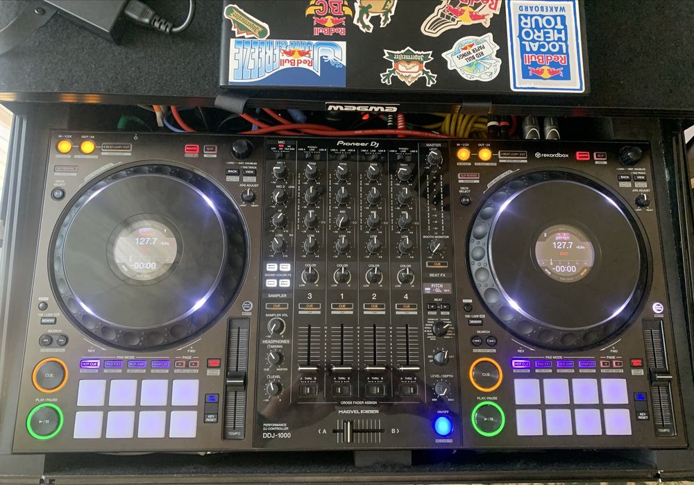 Продам котроллер pioneer ddj 1000 + рек + сумка