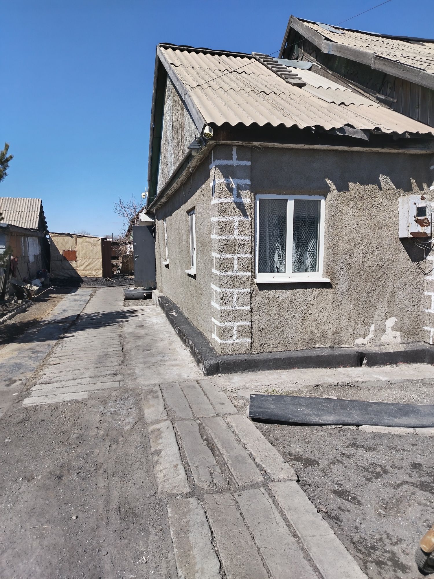 Продаётся дом или обмен на квартиру , дом находится пос. Вольный.