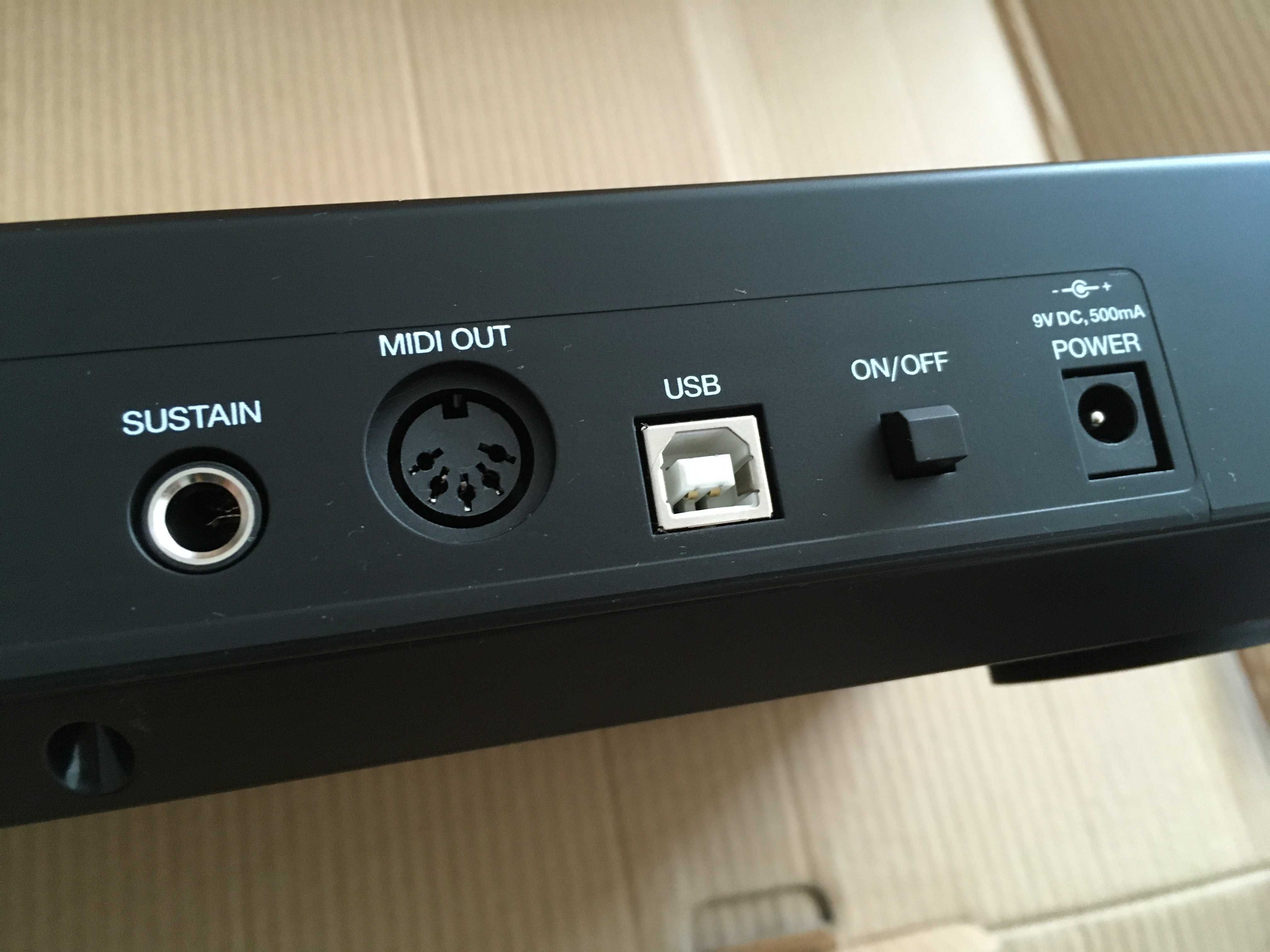 MIDI-клавиатура Alesis vi25