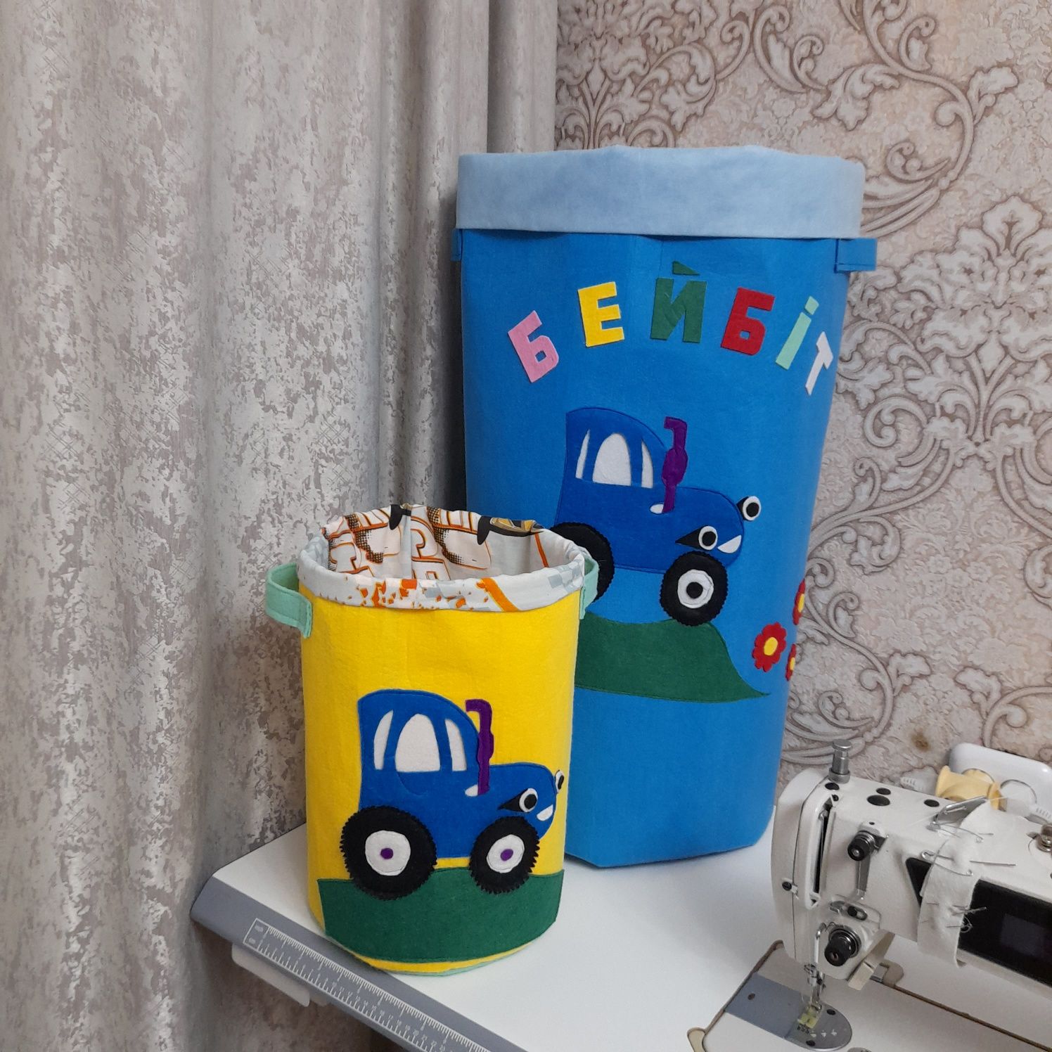 Сумки на праздник, коржын, сундук, сандыкша