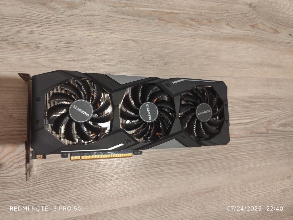 Продам видеокарту rx 5500xt 4gb