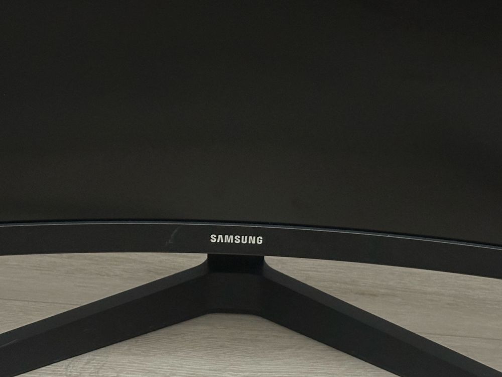 Продам монитор Samsung Odissey