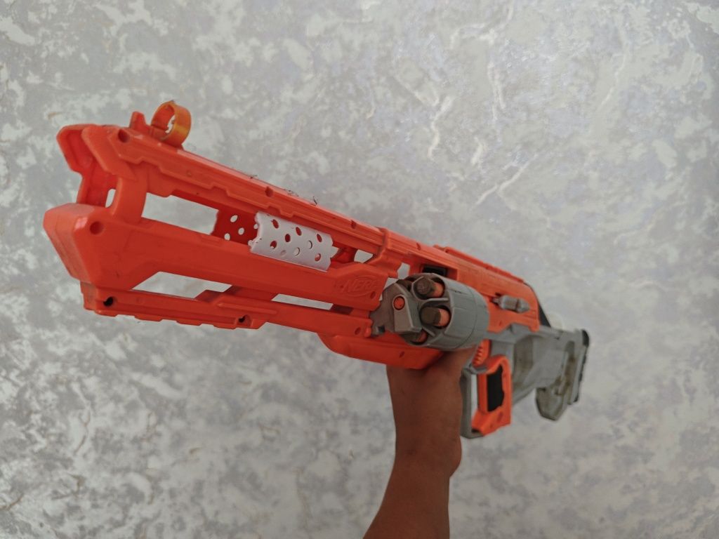 Пистолет Бластер nerf в хорошем состоянии
