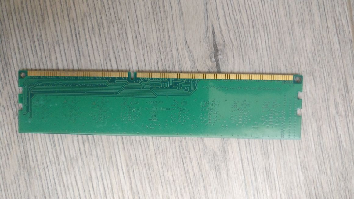 Оперативная память ОЗУ GEIL DDR3 2GB GN32GB1333C9S продам