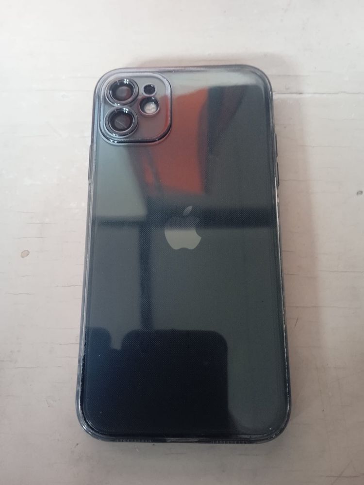 Продам iPhone 11