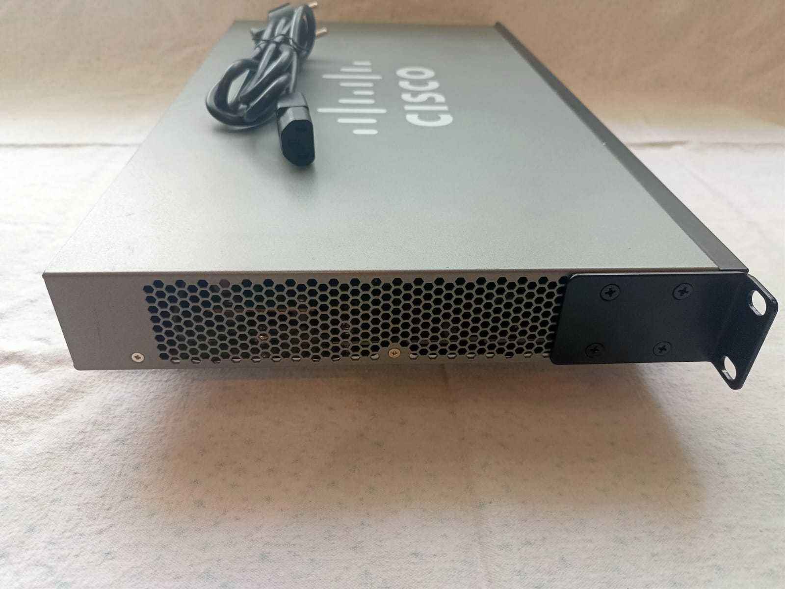 Коммутатор Cisco SG250-50, 48 x GE , 2 x GE (1000 Base-TX или SFP)