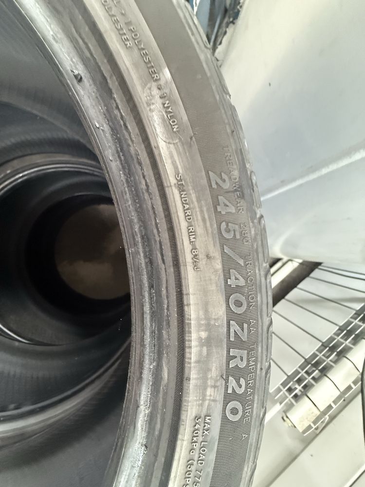 Шины r20 Road x в среднем состоянии