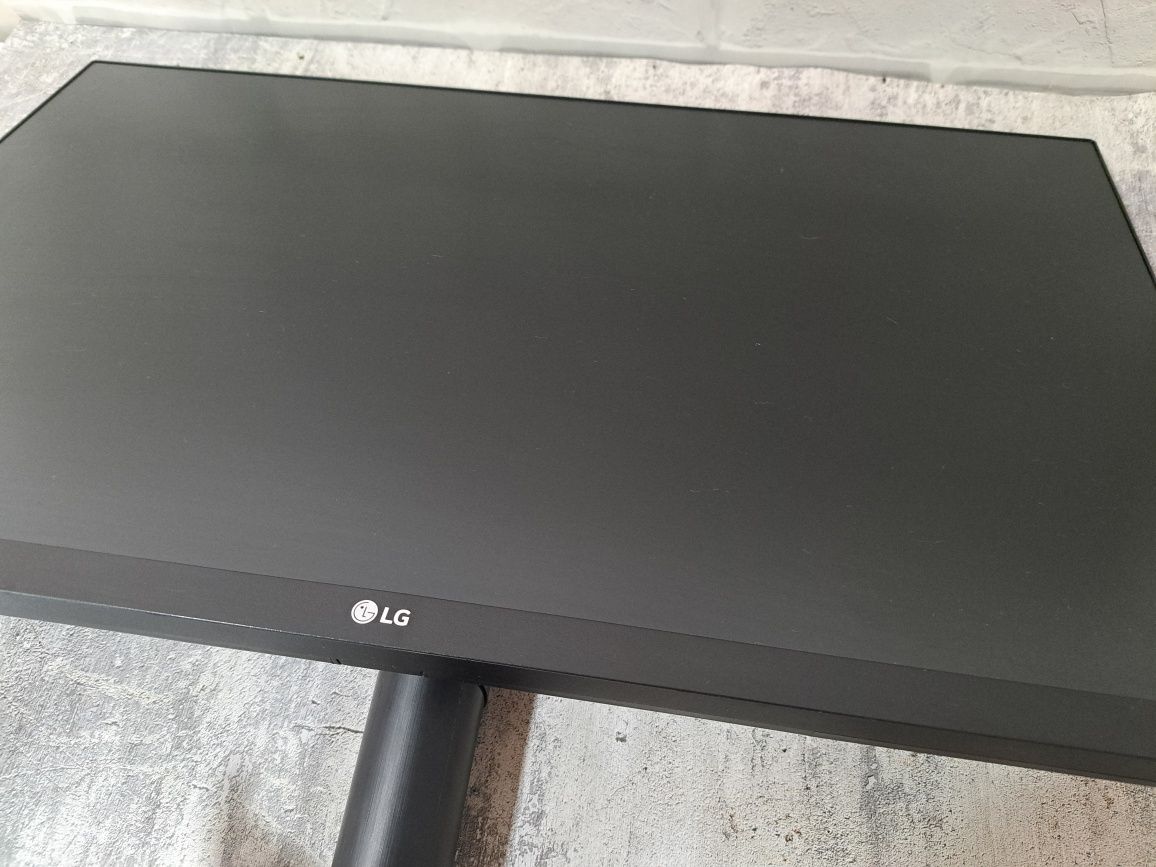 Продам монитор LG 24MK600M (идеал)