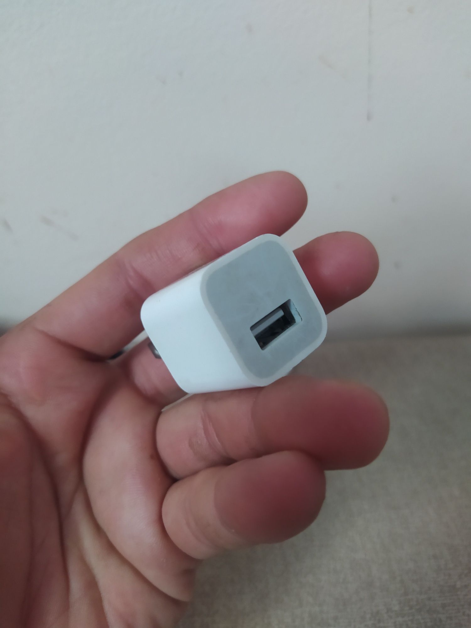Блок зарядный iPhone оригинал
