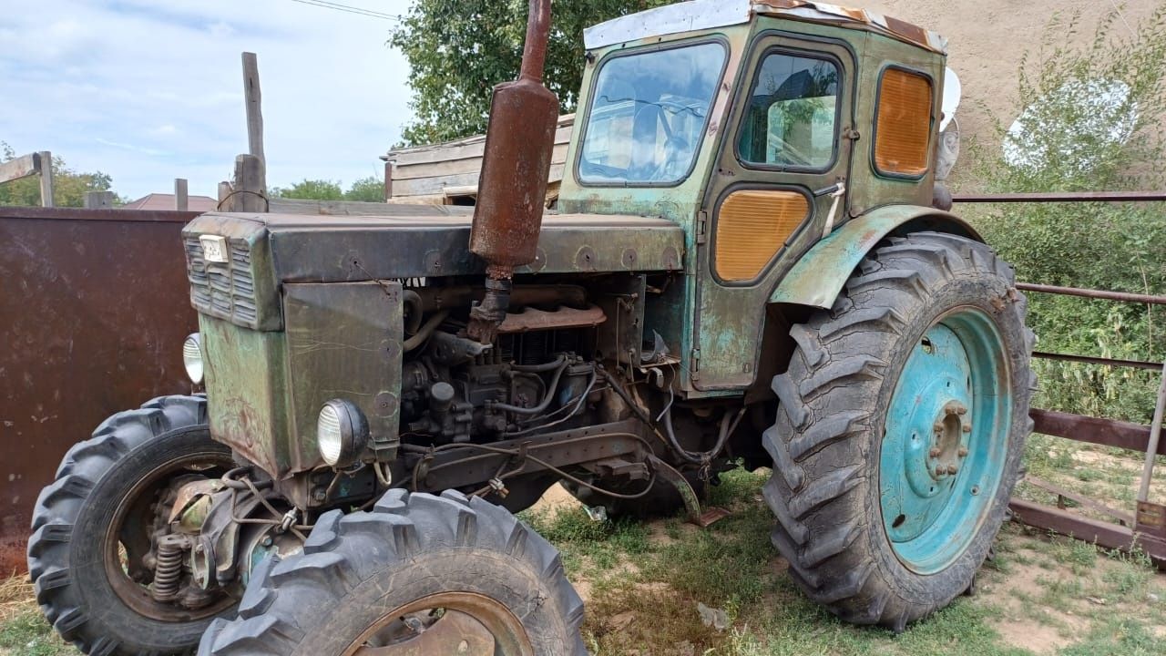 Продам трактор Т-40