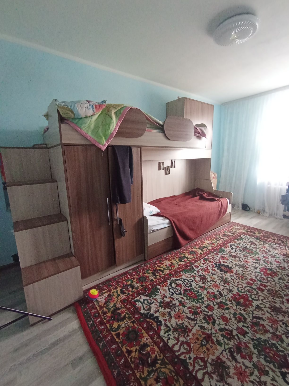 Кровать двухъярусная