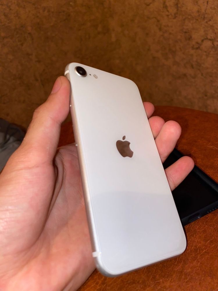 Iphone Se 2021год