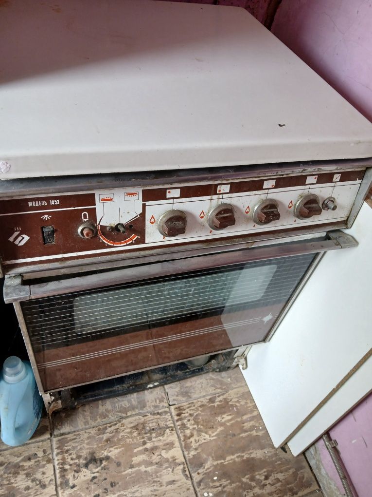 Продам клем, паласы, дорожки все б/у. Также продам газовки и многое др