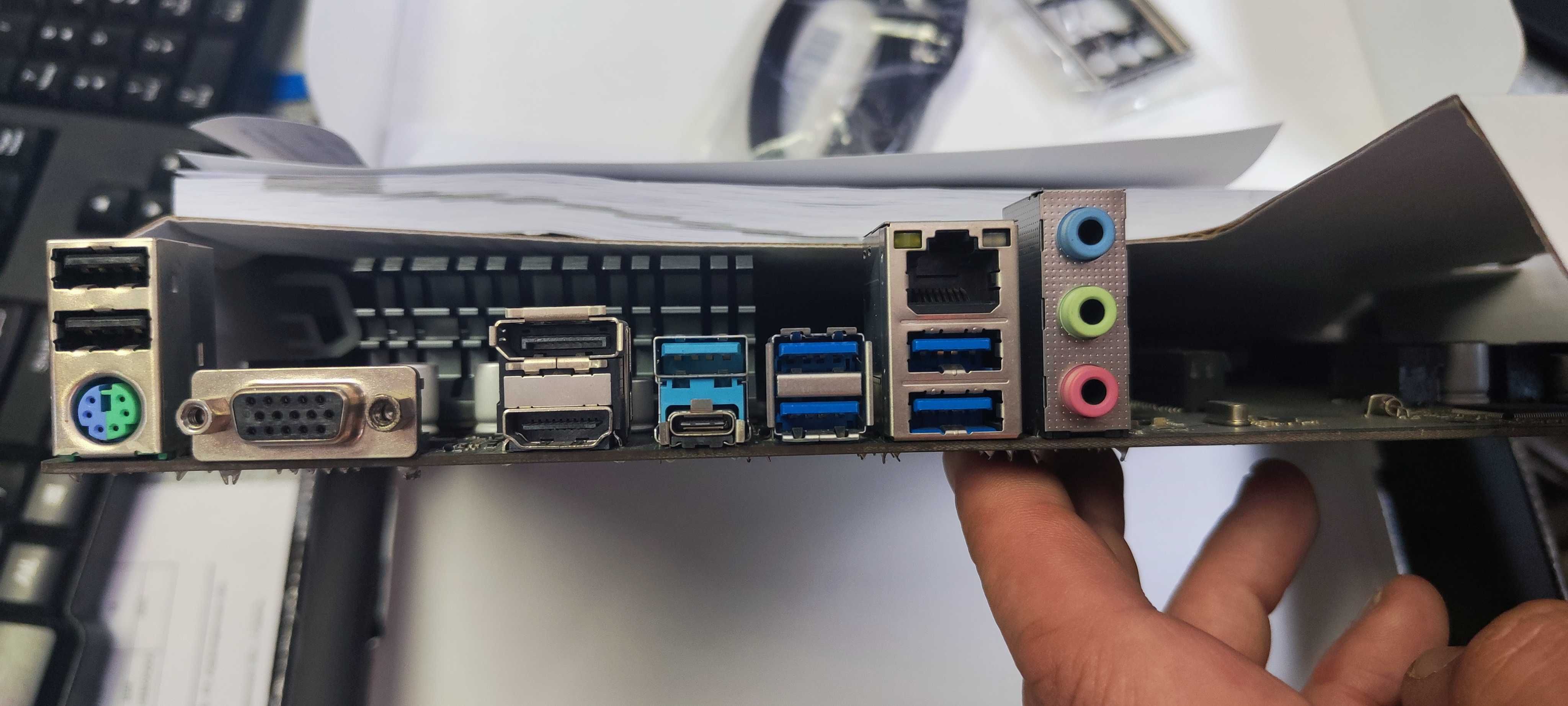 Материнская плата ASRock B450 Pro4