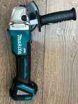 Makita болгарка Угловая шлифовальная машина XAG04 б\у