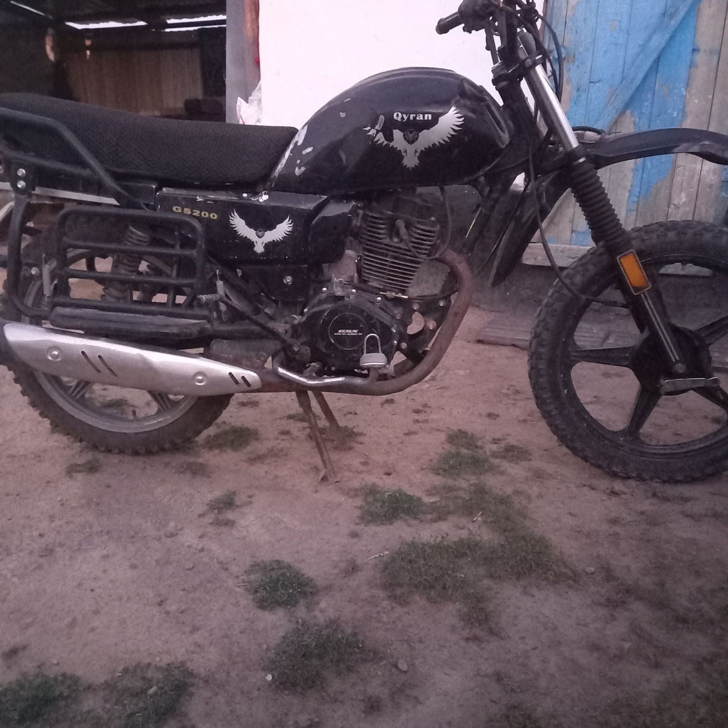 Сузуки 200куб мотацикл