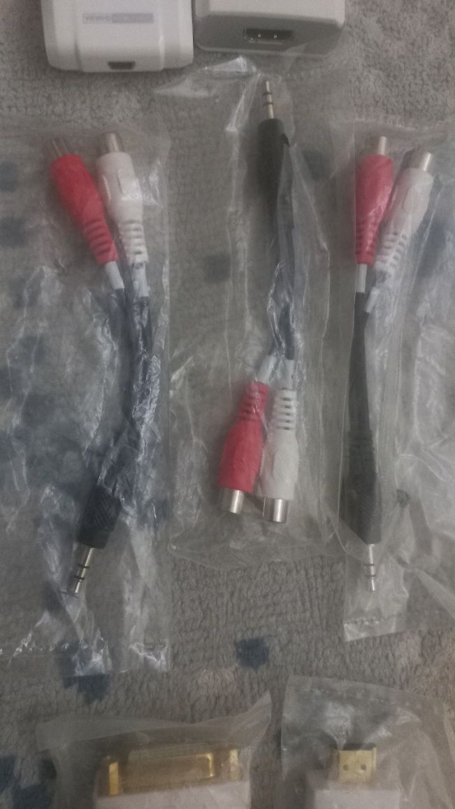кабели sata,  vga, для питании , переходник